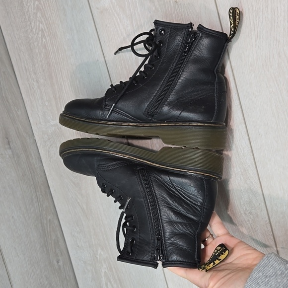 Doc Dr.Martens Kids  Ankle Tractor Platform Chunky Leather Boots shoes 2 - Picture 9 of 12